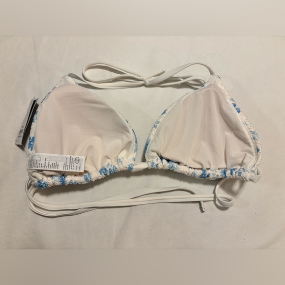 Hollister bikini top, NWT, white & blue crochet style with neck & back ties, XXL - Picture 2 of 6